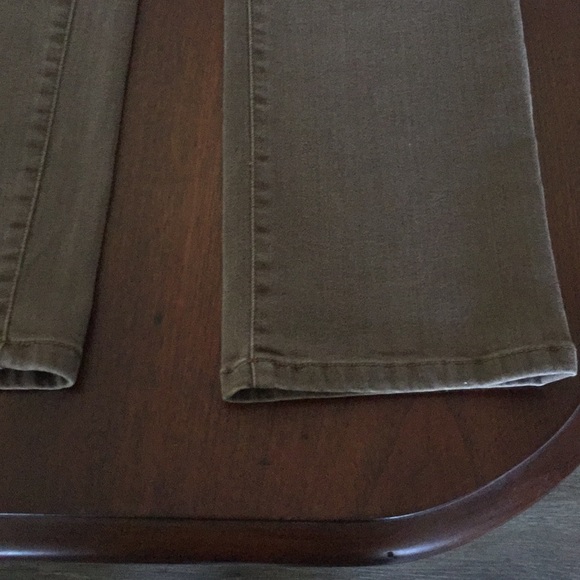 Jeans - Picture 3 of 5